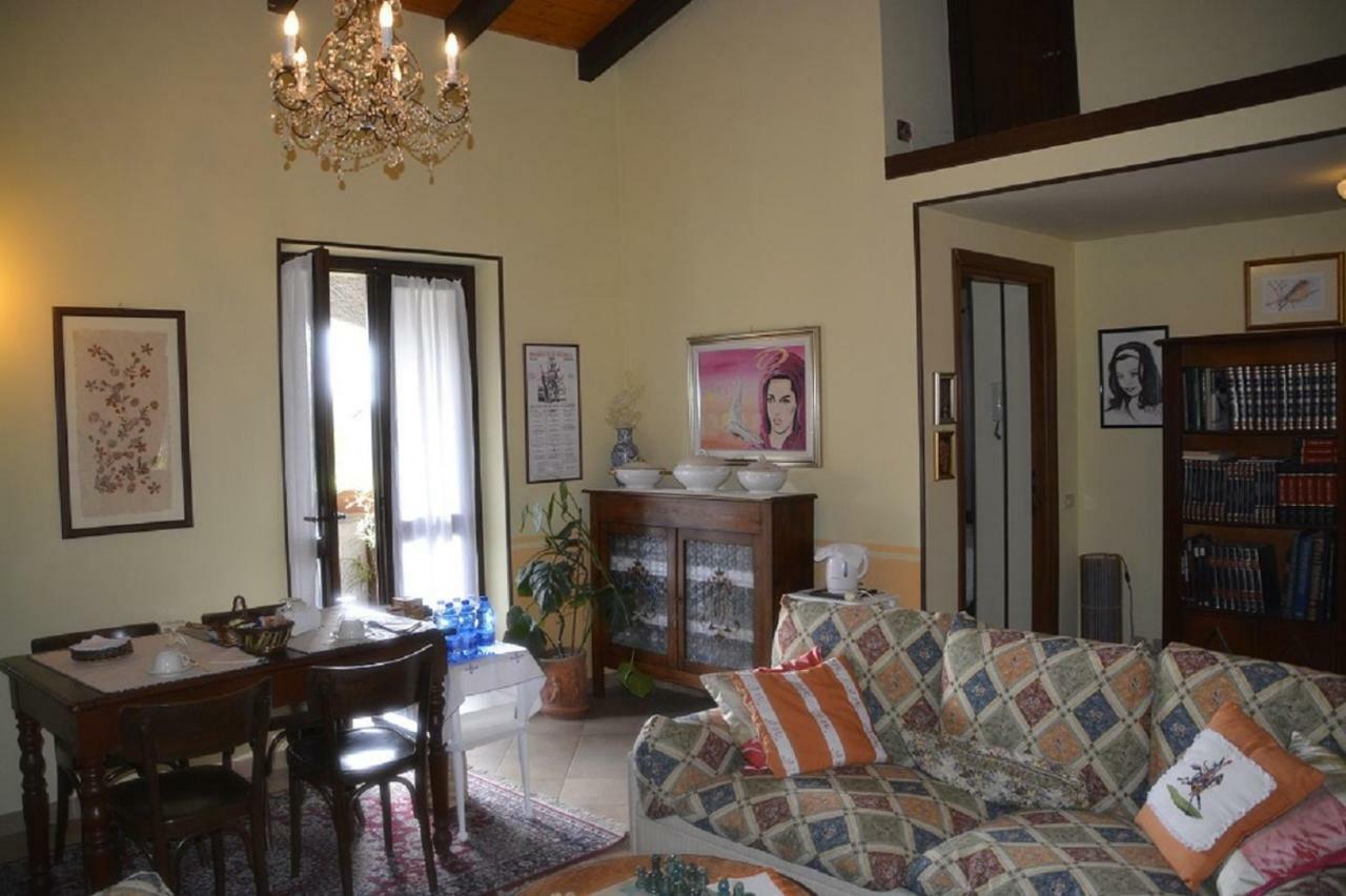 Il Laghetto Acomodação com café da manhã Torre Canavese Exterior foto